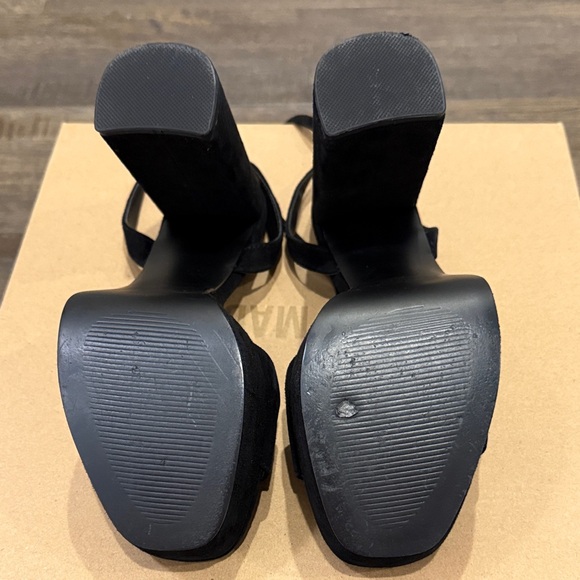 Steve Madden Lessa Black Suede Platform Sandals - Picture 4 of 4